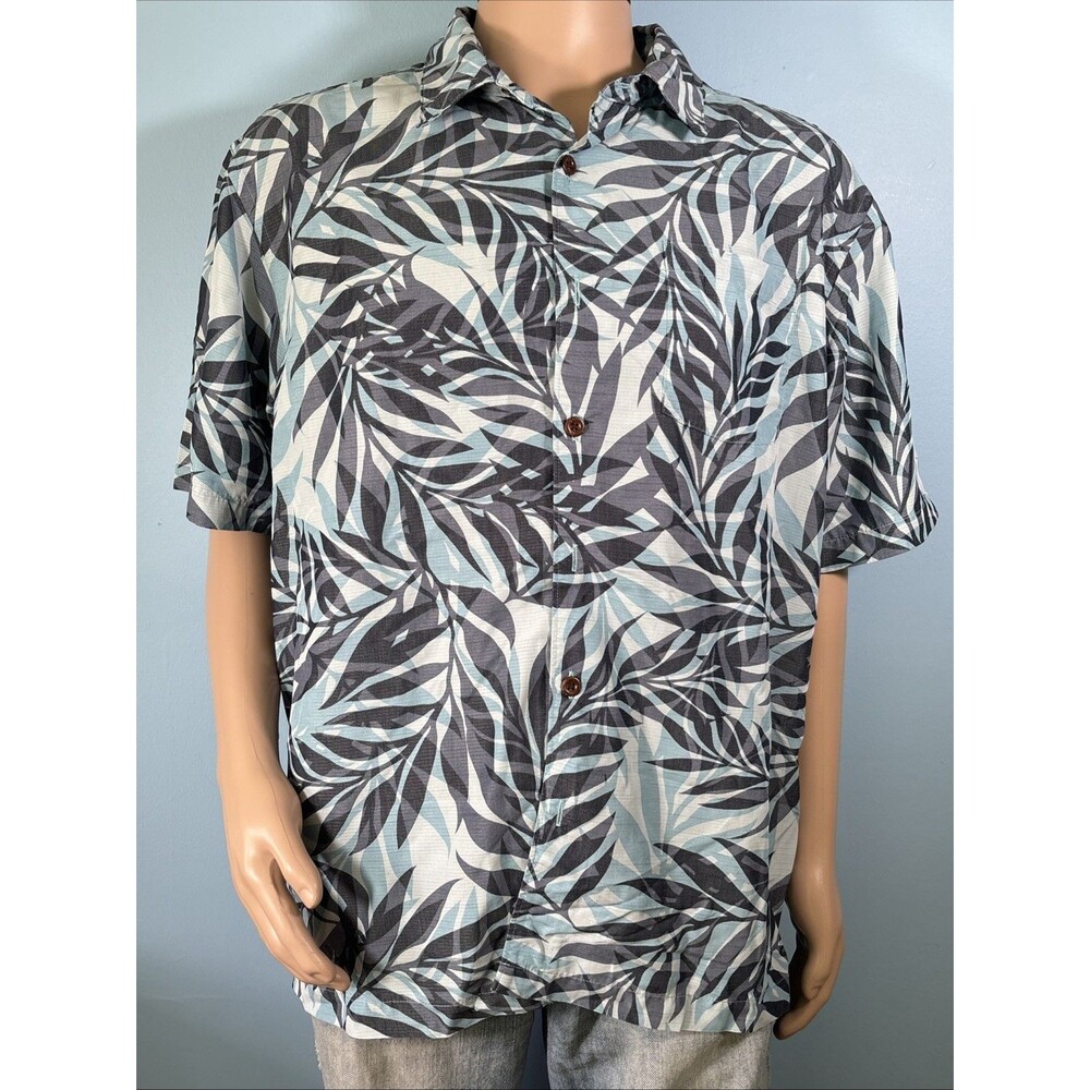 Quiksilver Waterman Shirt (Men’s XL) Blue Short Sleeve Button Up Comfort Fit